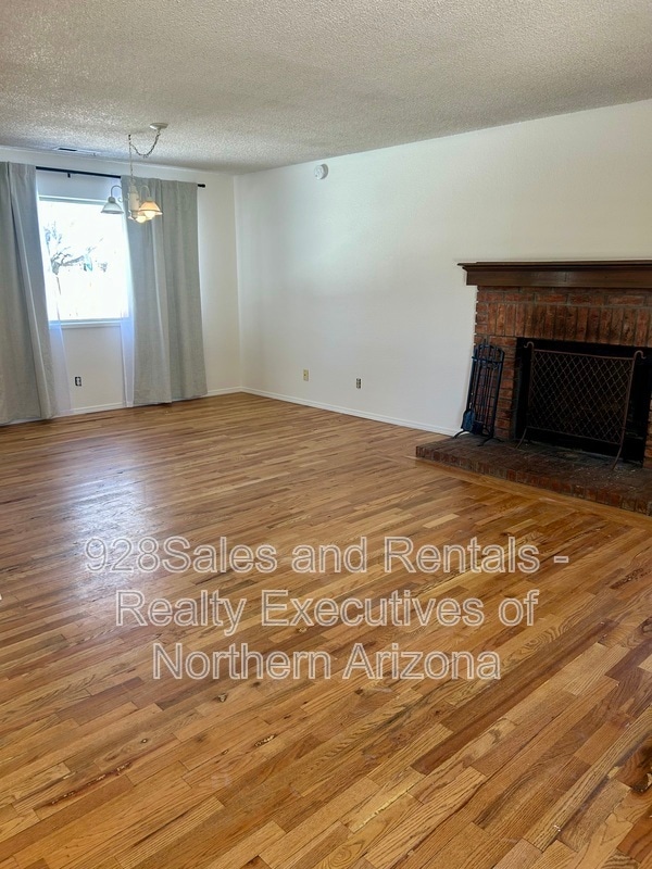 Building Photo - 3656 Fox Lair Dr