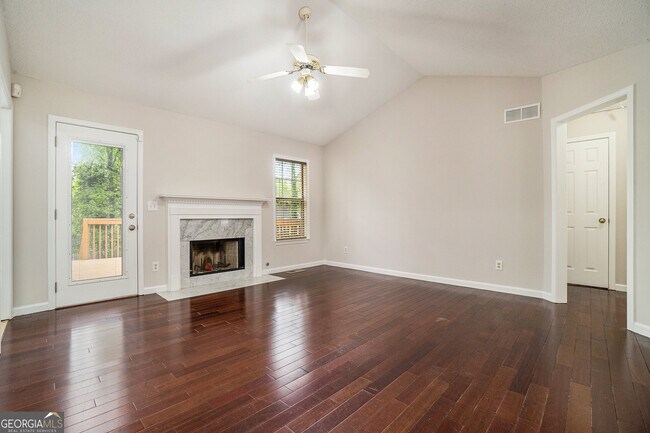 Building Photo - 4301 Starboard Dr