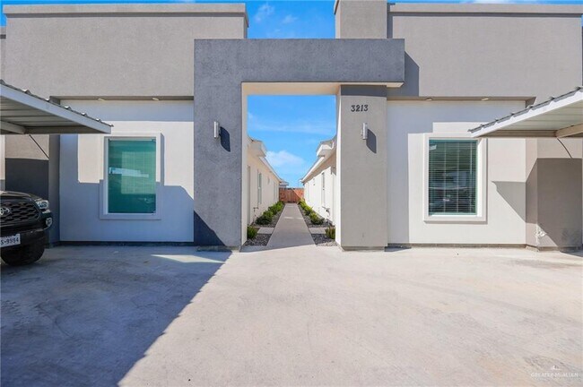 Foto del edificio - 15 S Colt Ln