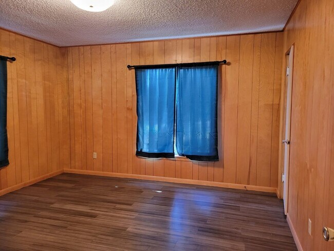 Building Photo - 603 Mechem Drive