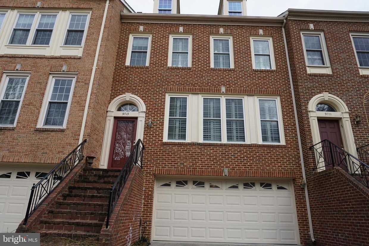 Primary Photo - 9713 Whitley Park Pl