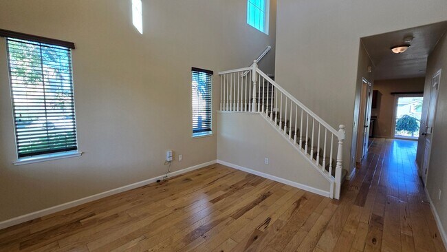 Foto del edificio - Gated Somersett Home with a View!