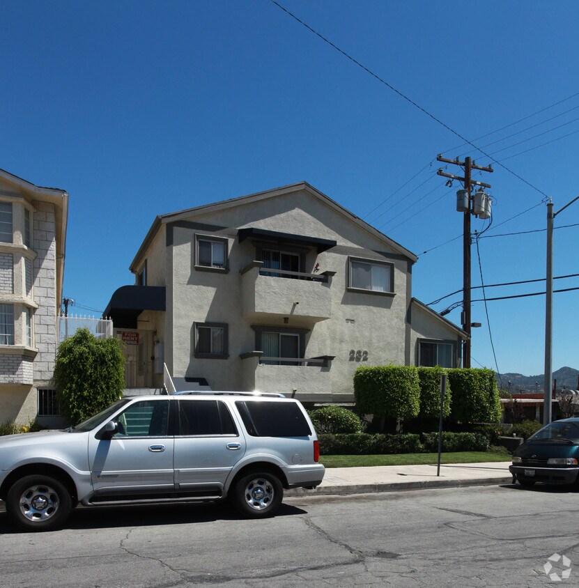 Building Photo - 232 E Santa Anita Ave