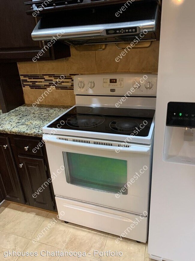 Foto del edificio - 3 br, 3 bath House - 7323 Flagstone Dr
