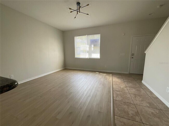 Foto del edificio - 7605 Sutherton Ln