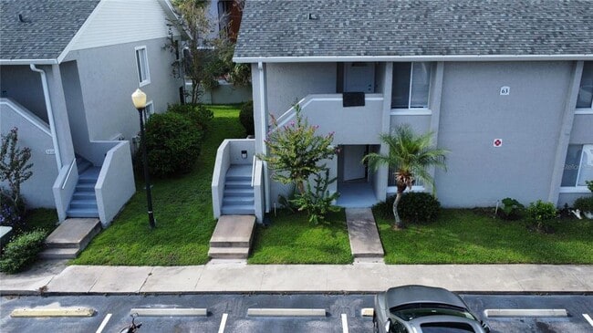 Foto del edificio - 5628 Blue Shadows Ct