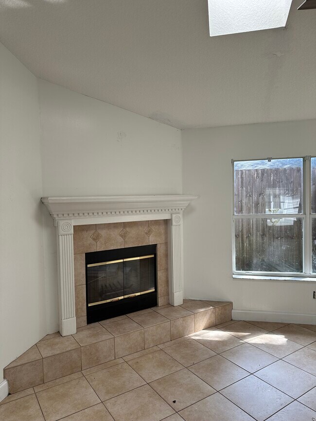 Foto del edificio - 495 Pyrus St