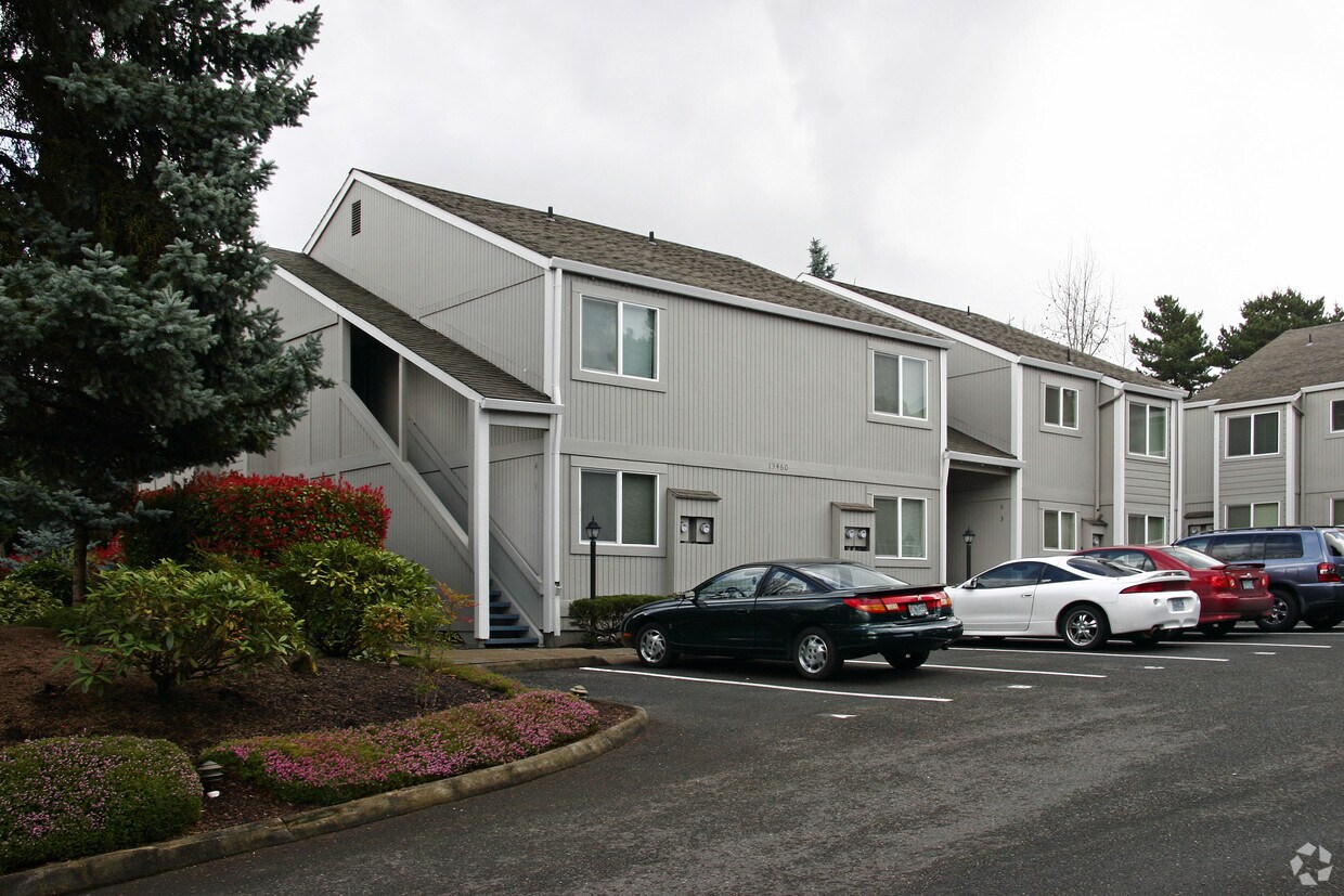 Foto del edificio - Woodtree Apartments