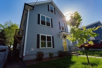 Building Photo - 53 Tapley Ave