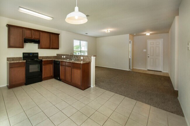 Foto del edificio - House For Lease in Sherman
