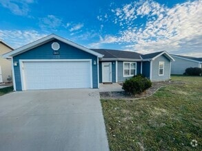 Building Photo - 2700 Brookville Dr