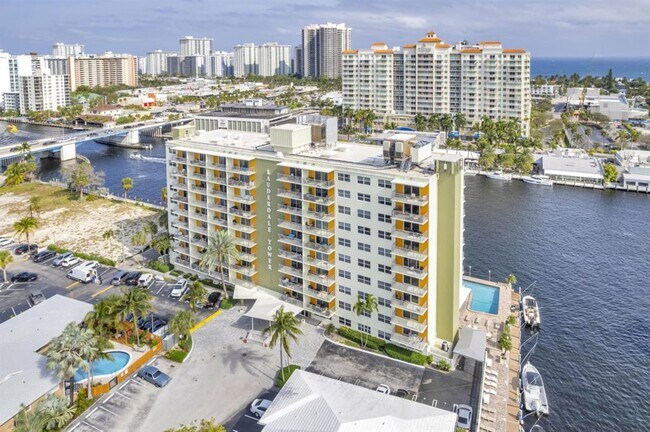Foto del edificio - 2900 NE 30th St