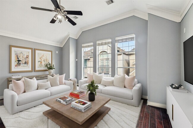 Foto del edificio - 3432 Cline St