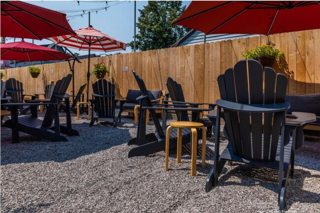 Foto del edificio - 3508 Tarpis Ave