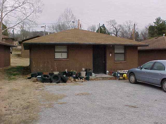 Building Photo - 208-214 Wallain Cir