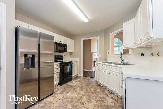Building Photo - 3690 Autumn View Dr