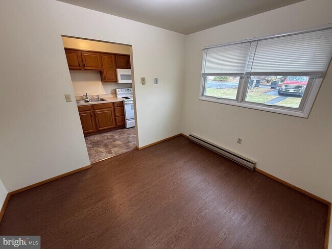 Foto del edificio - 114 W Vine St