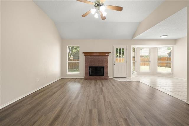 Building Photo - 1318 Ridge Dr