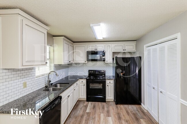Foto del edificio - 5812 Fieldstone Ct
