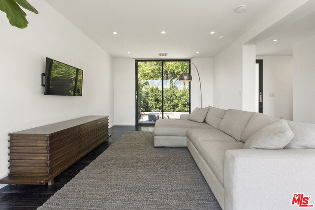 Foto del edificio - 3840 Clayton Ave