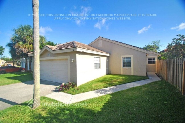 Building Photo - 10309 Allegro Dr