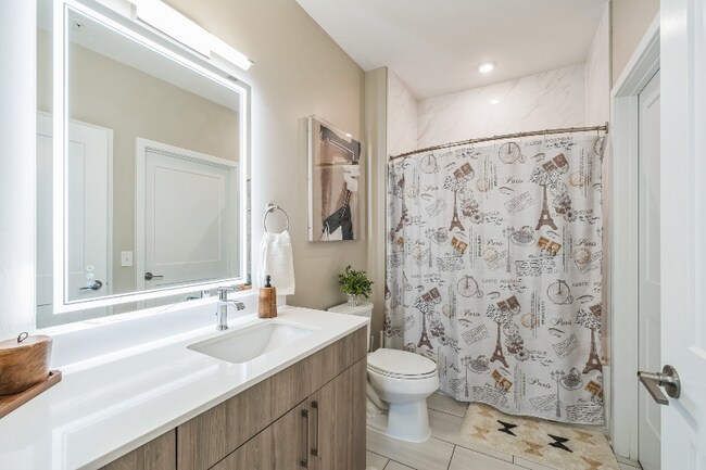 Foto del edificio - 145 Riverhaven Dr