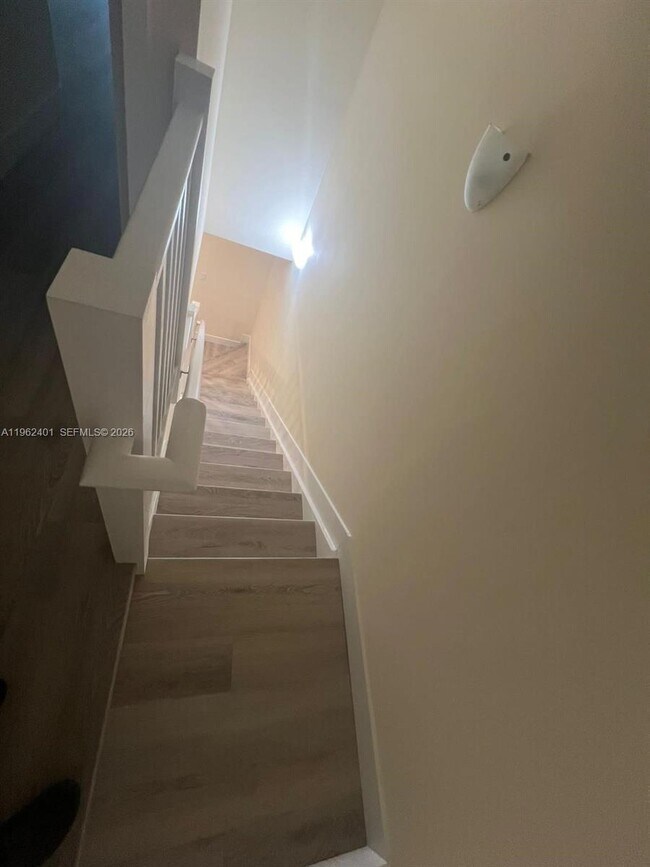 Foto del edificio - 6416 NW 102nd Ct