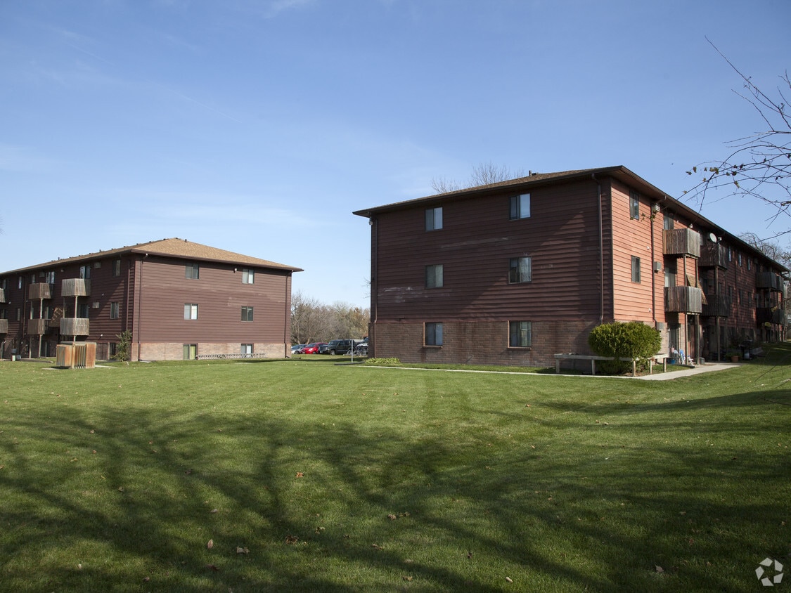 Building Photo - Cypress 1 (East Ridge)