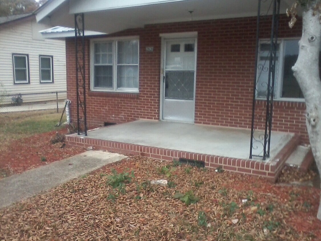 Foto del edificio - 2826 Norwood Ave