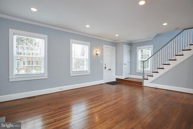 Foto del edificio - 4912 Brandywine St NW