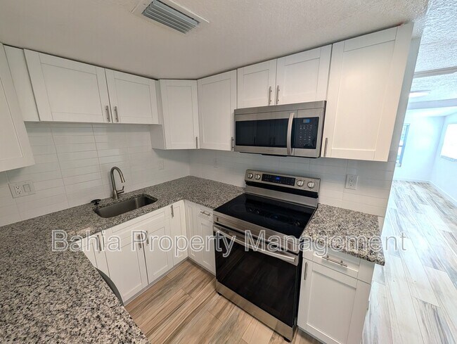 Foto del edificio - 8004 N Boulevard