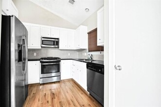 Building Photo - 3633 Main Plaza Dr