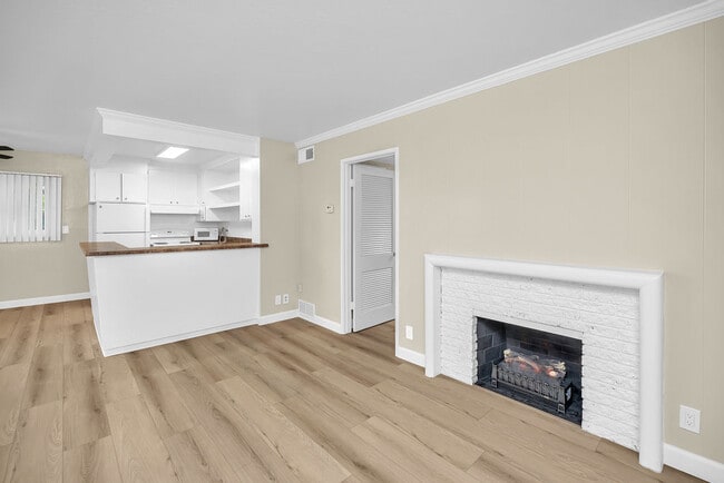 Building Photo - Estates at Wilhaggin
