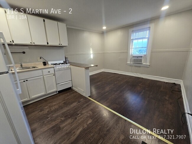 Foto del edificio - 116 S Martin Ave