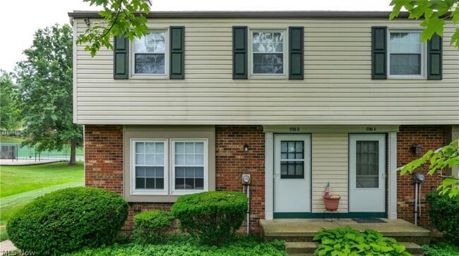 Building Photo - 1799 Higby Dr