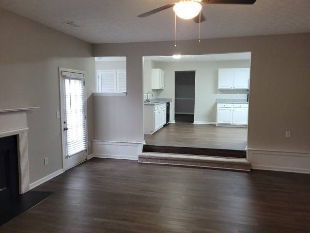Building Photo - NOW AVAILABLE! - 4254 Leslie Lee Cir, Snel...