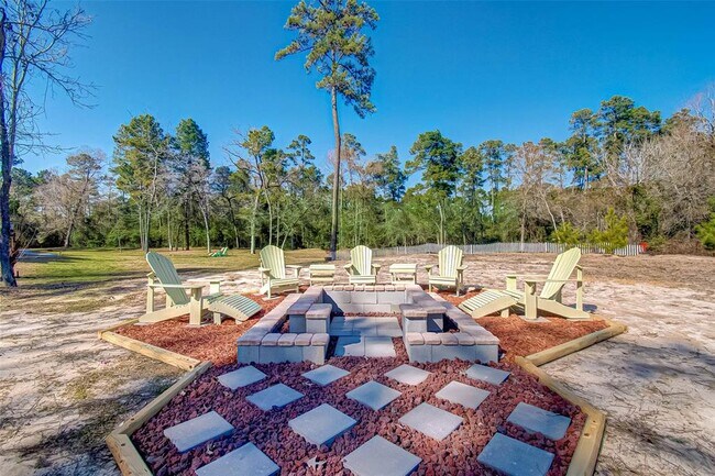 Building Photo - 33940 Ansley Rd