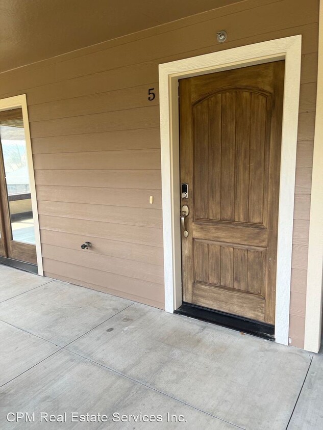 Primary Photo - 3 br, 2 bath House - 1273 Ashford Way #05