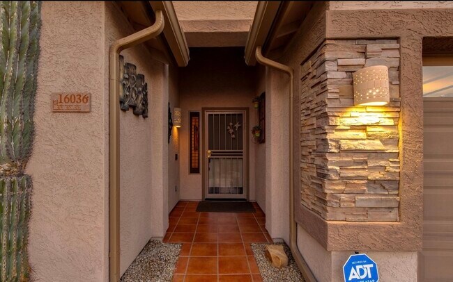 Foto del edificio - 16036 N 159th Dr