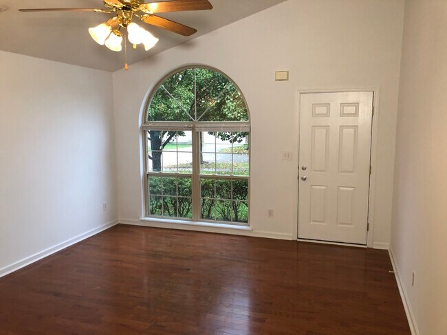 Building Photo - 3321 Royal Troon Rd