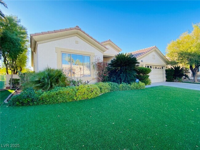 Foto del edificio - 231 Cliff Valley Dr
