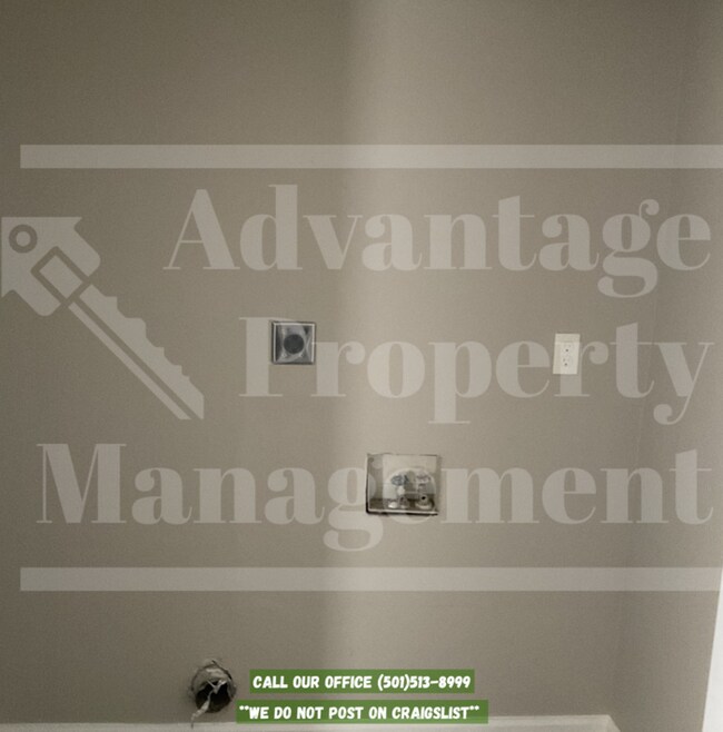 Building Photo - 1955 Keathley Dr