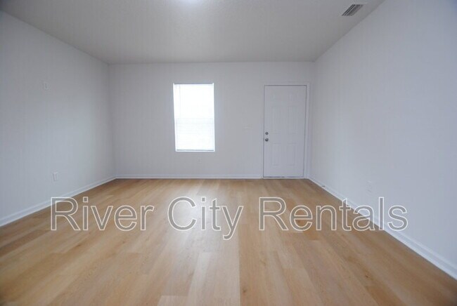 Foto del edificio - 6310 Alliance Ave