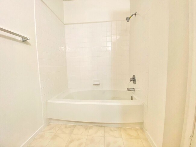 Foto del edificio - Charming condo near Summerlin in desirable Northwest Las Vegas