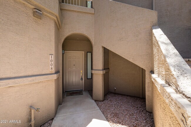 Foto del edificio - 15050 N Thompson Peak Pkwy