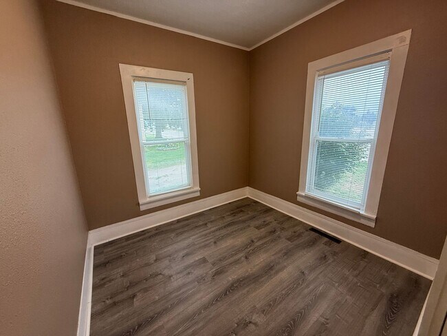 Foto del edificio - Two bedroom, One bathroom House located in...