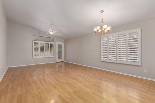 Foto del edificio - 13949 N 133rd Dr