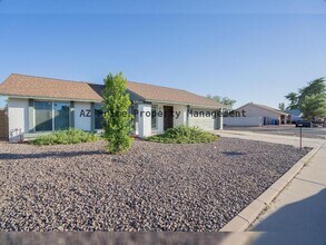 Building Photo - 20631 N 16th Ave
