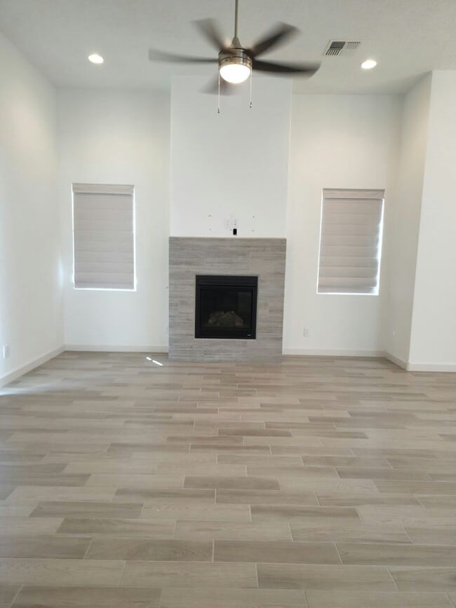 Foto del edificio - Modern 3-Bed, 2-Bath Home in Rio Rancho’s ...
