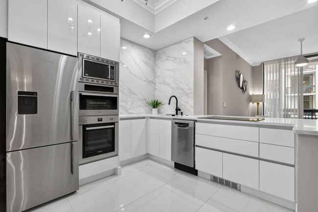 Foto del edificio - 701 S Olive Ave